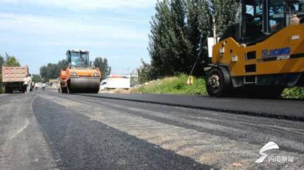 克服陰雨天氣 加快施工進度 曲阜市曲寧路南段路段實現(xiàn)貫通