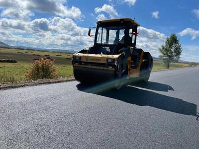 烏奴耳至塔爾氣段公路路面改造工程有序推進(jìn) 已完成計劃投資80%